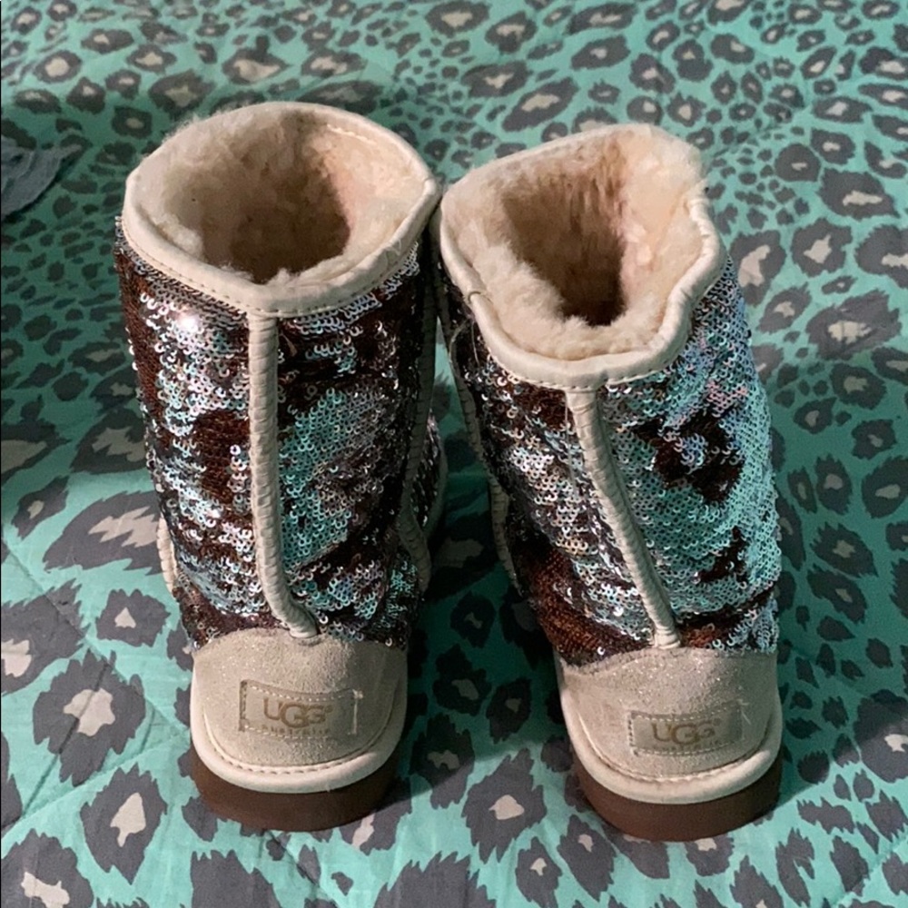 Sequin color changing uggs